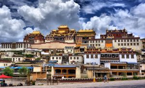 ĐẠI NGHIÊN CỔ TRẤN & SHANGRILA THUNG LŨNG BẤT TỬ ” THÀNH CỔ LỆ GIANG - NÚI TUYẾT NGỌC LONG - KHE HỒ NHÁY - SHANGRILA